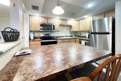 Condominio en alquiler en Saint Petersburg, Florida, 2 dormitorios, 109.16 m2 № 1828468 - foto 2