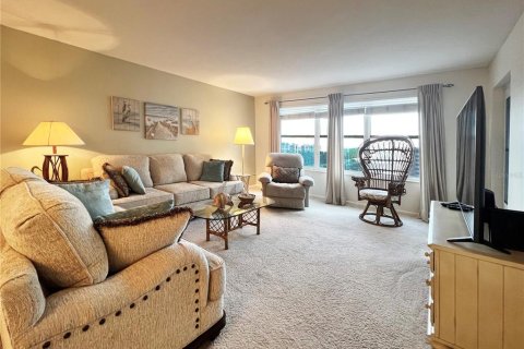 Condominio en alquiler en Saint Petersburg, Florida, 2 dormitorios, 109.16 m2 № 1828468 - foto 14