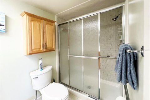 Condominio en alquiler en Saint Petersburg, Florida, 2 dormitorios, 109.16 m2 № 1828468 - foto 9