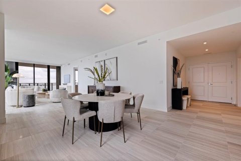 Condo in Tampa, Florida, 3 bedrooms № 2386773 - photo 26