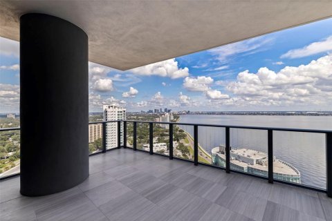 Condo in Tampa, Florida, 3 bedrooms № 2386773 - photo 4