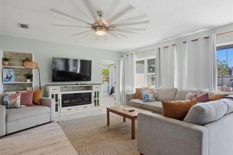 Villa ou maison à vendre à Hudson, Floride: 3 chambres, 110.74 m2 № 2388587 - photo 6