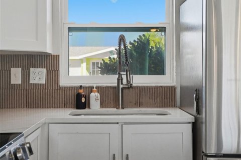 Villa ou maison à vendre à Hudson, Floride: 3 chambres, 110.74 m2 № 2388587 - photo 11