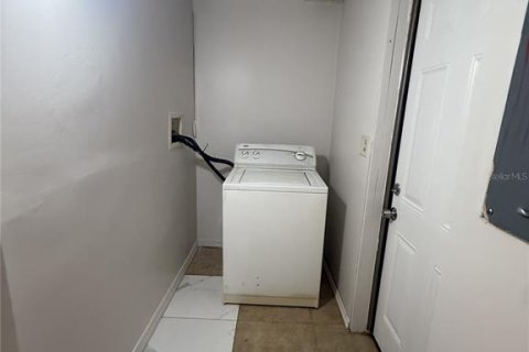 Dúplex en venta en Pinellas Park, Florida, 3 dormitorios, 164.16 m2 № 2306433 - foto 16