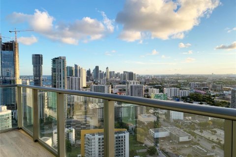 Copropriété à vendre à Miami, Floride: 2 chambres, 106 m2 № 1979381 - photo 19