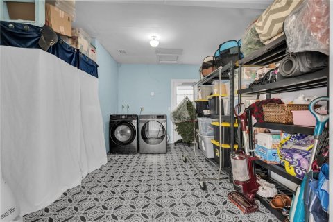 Casa en venta en Tampa, Florida, 3 dormitorios, 135.64 m2 № 2206901 - foto 24