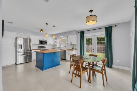 Casa en venta en Tampa, Florida, 3 dormitorios, 135.64 m2 № 2206901 - foto 9