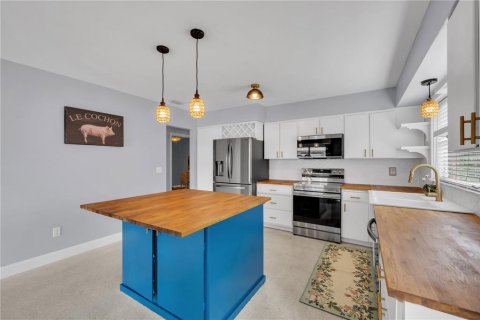 Casa en venta en Tampa, Florida, 3 dormitorios, 135.64 m2 № 2206901 - foto 13