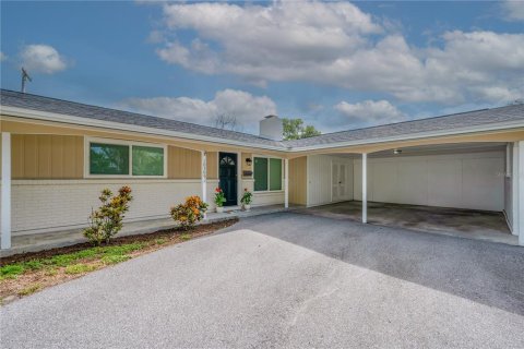 Casa en venta en Tampa, Florida, 3 dormitorios, 135.64 m2 № 2206901 - foto 2