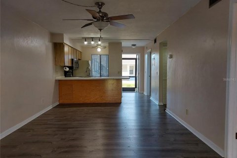 Condo in Punta Gorda, Florida, 2 bedrooms  № 1795057 - photo 7