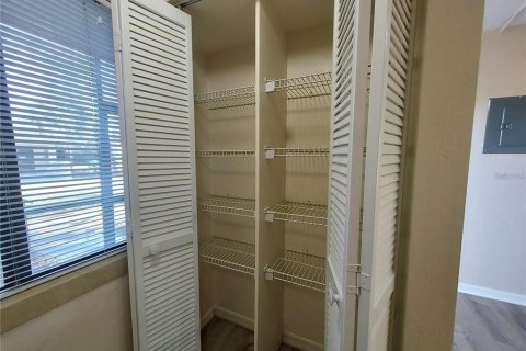 Condo in Punta Gorda, Florida, 2 bedrooms  № 1795057 - photo 6