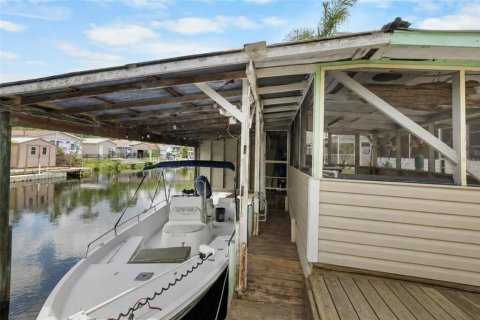 House in Weeki Wachee, Florida 3 bedrooms, 226.68 sq.m. № 2099931 - photo 4