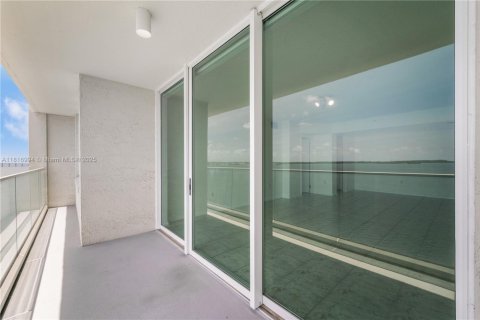 Снять в аренду кондоминиум в Майами, Флорида 2 спальни, 89.19м2, № 1958442 - фото 10