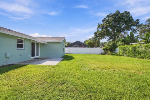 Villa ou maison à vendre à Largo, Floride: 3 chambres, 104.98 m2 № 2401082 - photo 24
