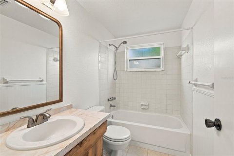 Villa ou maison à vendre à Largo, Floride: 3 chambres, 104.98 m2 № 2401082 - photo 15