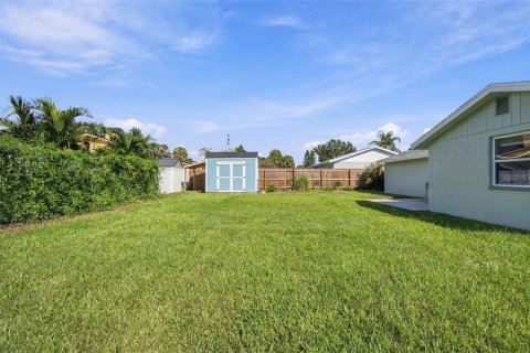 Villa ou maison à vendre à Largo, Floride: 3 chambres, 104.98 m2 № 2401082 - photo 28