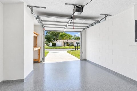 Villa ou maison à vendre à Largo, Floride: 3 chambres, 104.98 m2 № 2401082 - photo 19