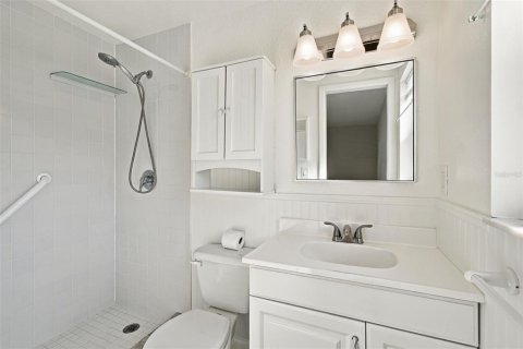 Villa ou maison à vendre à Largo, Floride: 3 chambres, 104.98 m2 № 2401082 - photo 12