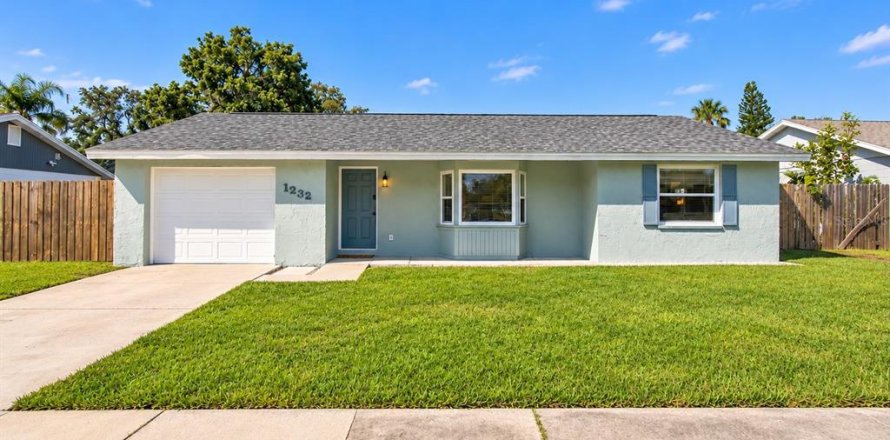 Villa ou maison à Largo, Floride 3 chambres, 104.98 m2 № 2401082