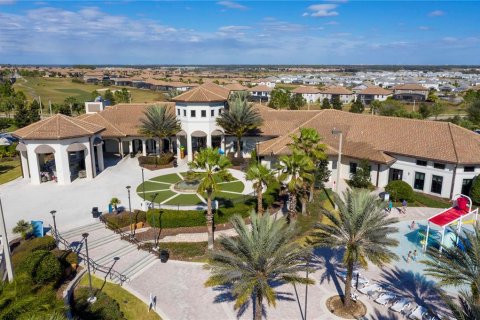Villa ou maison à vendre à Davenport, Floride: 5 chambres, 264.03 m2 № 1520388 - photo 3