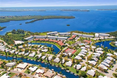 Condo in Bradenton, Florida, 2 bedrooms  № 2093978 - photo 30