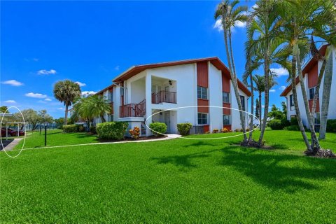 Condo in Bradenton, Florida, 2 bedrooms  № 2093978 - photo 2