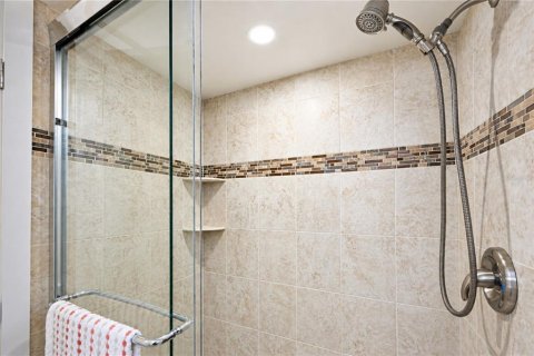 Condo in Bradenton, Florida, 2 bedrooms  № 2093978 - photo 22