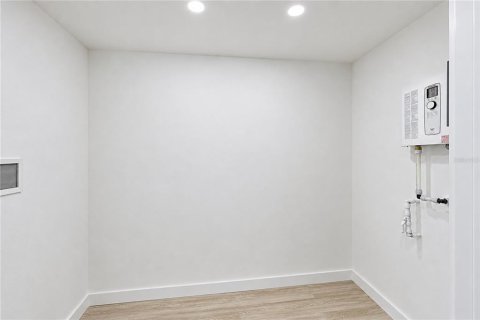 Condo in Bradenton, Florida, 2 bedrooms  № 2093978 - photo 26