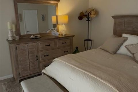 Touwnhouse à louer à New Smyrna Beach, Floride: 2 chambres, 123.37 m2 № 2416277 - photo 8