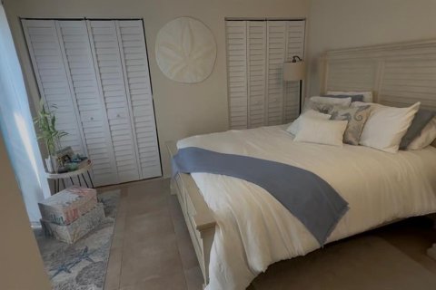 Touwnhouse à louer à New Smyrna Beach, Floride: 2 chambres, 123.37 m2 № 2416277 - photo 12