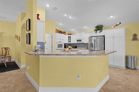 Casa en venta en The Villages, Florida, 3 dormitorios, 229 m2 № 1914965 - foto 14