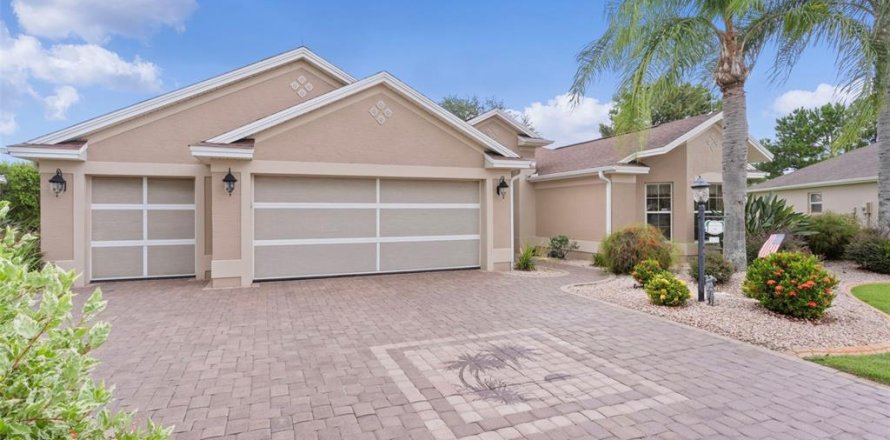 Casa en The Villages, Florida 3 dormitorios, 229 m2 № 1914965