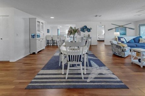 Condominio en venta en Sun City Center, Florida, 2 dormitorios, 146.69 m2 № 2121391 - foto 10