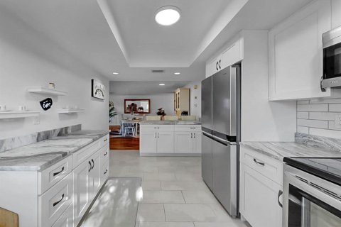 Condominio en venta en Sun City Center, Florida, 2 dormitorios, 146.69 m2 № 2121391 - foto 20