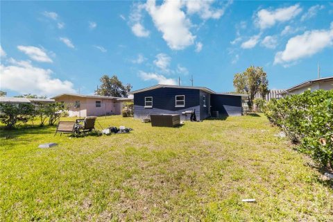 House in Orlando, Florida 3 bedrooms, 93.55 sq.m. № 2096354 - photo 23