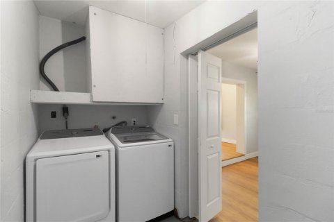 House in Orlando, Florida 3 bedrooms, 93.55 sq.m. № 2096354 - photo 21