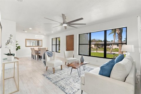 Villa ou maison à vendre à Satellite Beach, Floride: 3 chambres, 103.86 m2 № 2415392 - photo 11