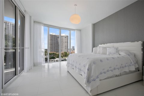 Condominio en venta en Aventura, Florida, 3 dormitorios, 207.64 m2 № 1818667 - foto 26