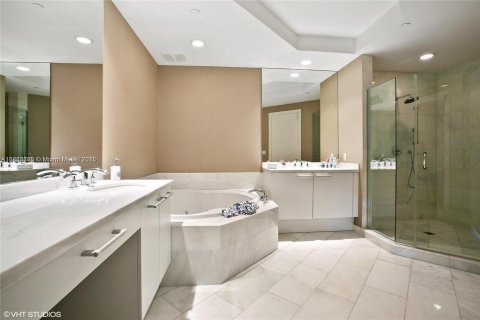 Condominio en venta en Aventura, Florida, 3 dormitorios, 207.64 m2 № 1818667 - foto 28