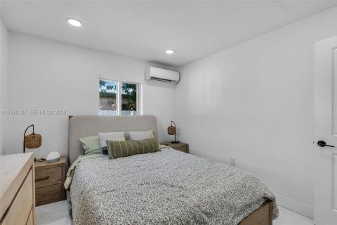 House in Miami, Florida 2 bedrooms, 67.45 sq.m. № 2031028 - photo 10