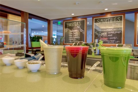 Снять в аренду кондоминиум в Майами-Бич, Флорида 1 спальня, 66.61м2, № 2050219 - фото 25