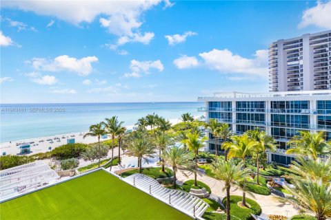 Снять в аренду кондоминиум в Майами-Бич, Флорида 1 спальня, 66.61м2, № 2050219 - фото 16