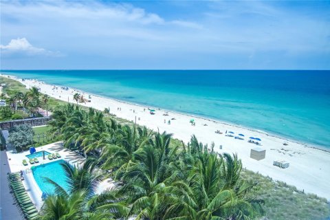 Снять в аренду кондоминиум в Майами-Бич, Флорида 1 спальня, 66.61м2, № 2050219 - фото 17