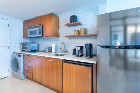 Снять в аренду кондоминиум в Майами-Бич, Флорида 1 спальня, 66.61м2, № 2050219 - фото 7