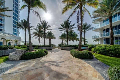 Снять в аренду кондоминиум в Майами-Бич, Флорида 1 спальня, 66.61м2, № 2050219 - фото 29