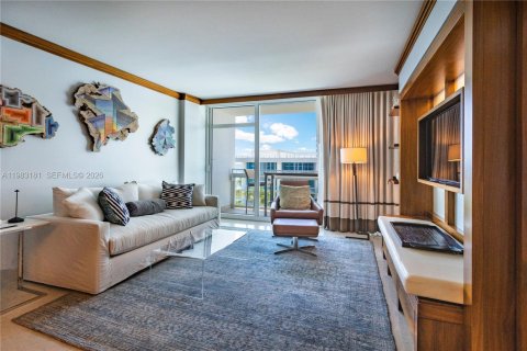 Снять в аренду кондоминиум в Майами-Бич, Флорида 1 спальня, 66.61м2, № 2050219 - фото 3