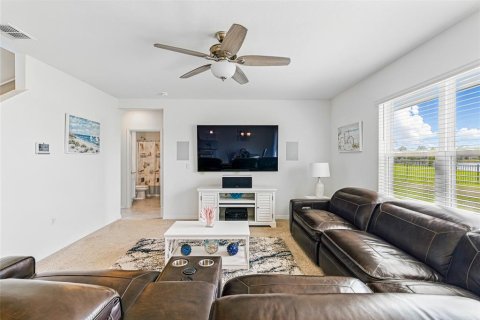 Casa en venta en New Smyrna Beach, Florida, 5 dormitorios, 248.42 m2 № 1719021 - foto 21