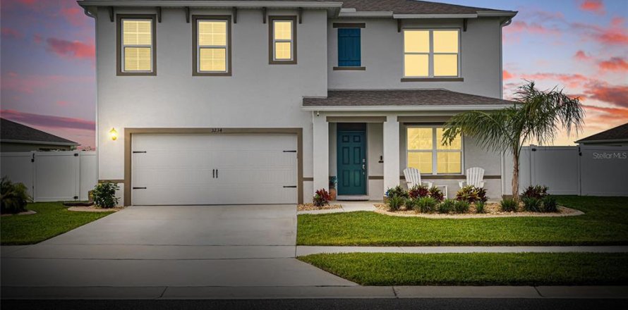 Casa en New Smyrna Beach, Florida 5 dormitorios, 248.42 m2 № 1719021