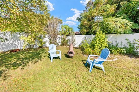 House in Spring Hill, Florida 2 bedrooms, 102.66 sq.m. № 2395839 - photo 14