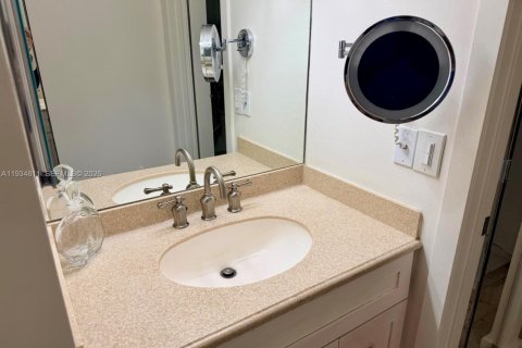 Condominio en alquiler en Key Biscayne, Florida, 1 dormitorio, 90.3 m2 № 2152523 - foto 6